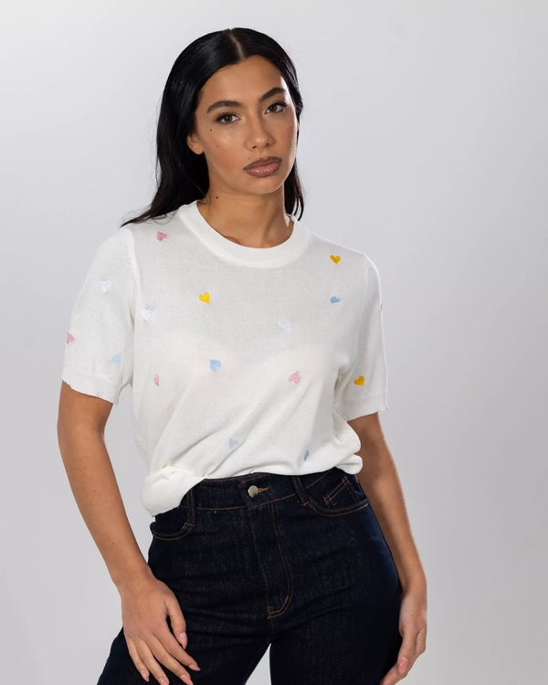 T-SHIRT SOTTILE CON CUORICINI