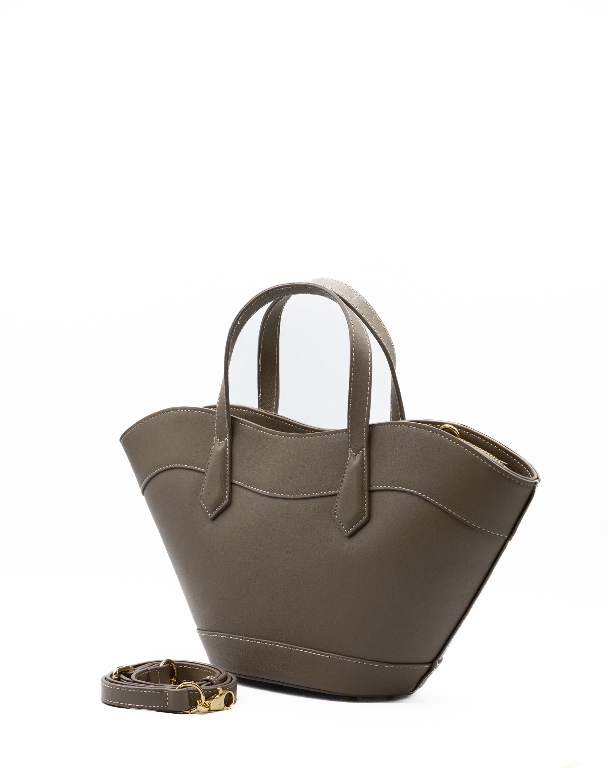 BRITTANY SMOOTH - PREORDINE