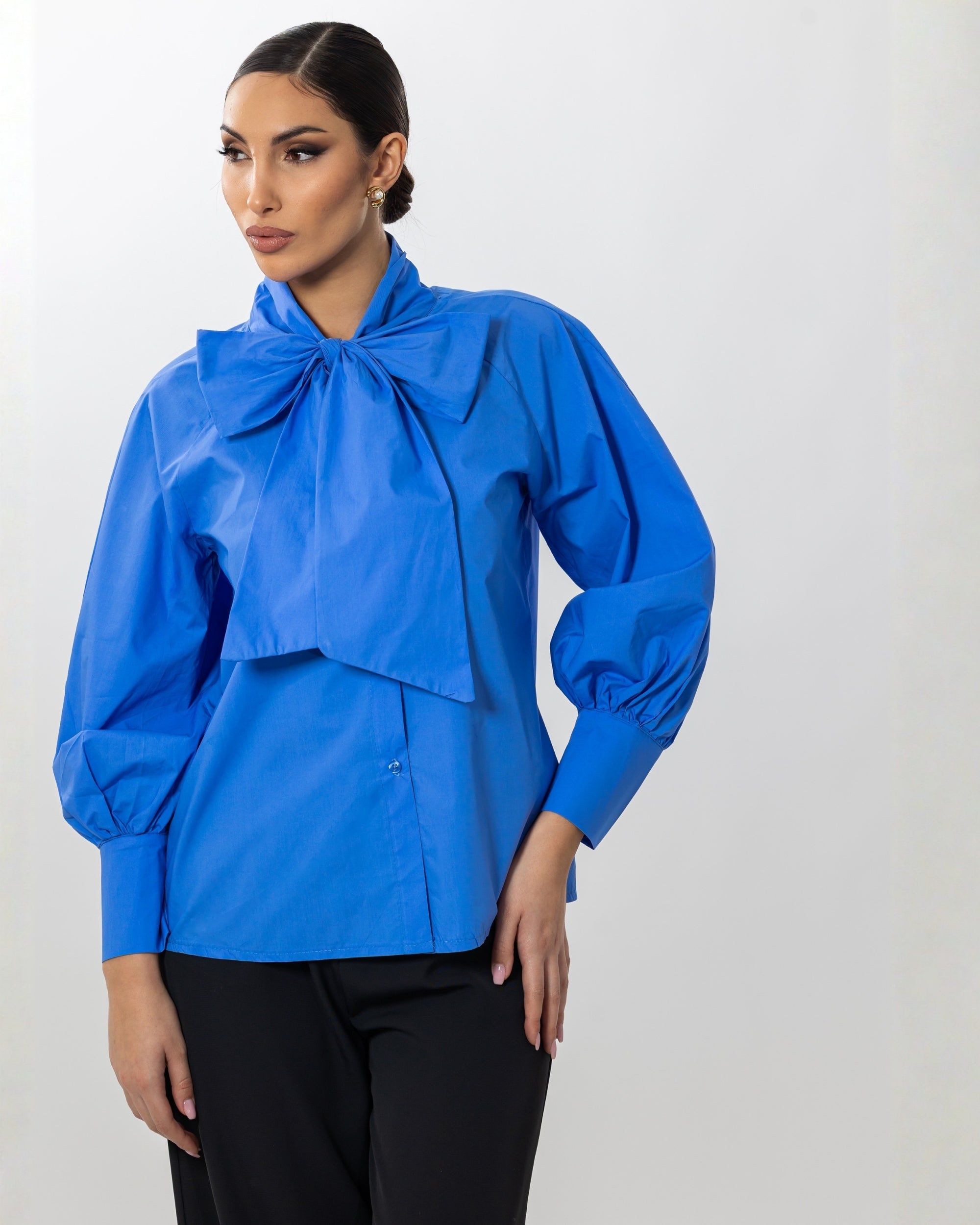 CAMICIA CON FIOCCO
