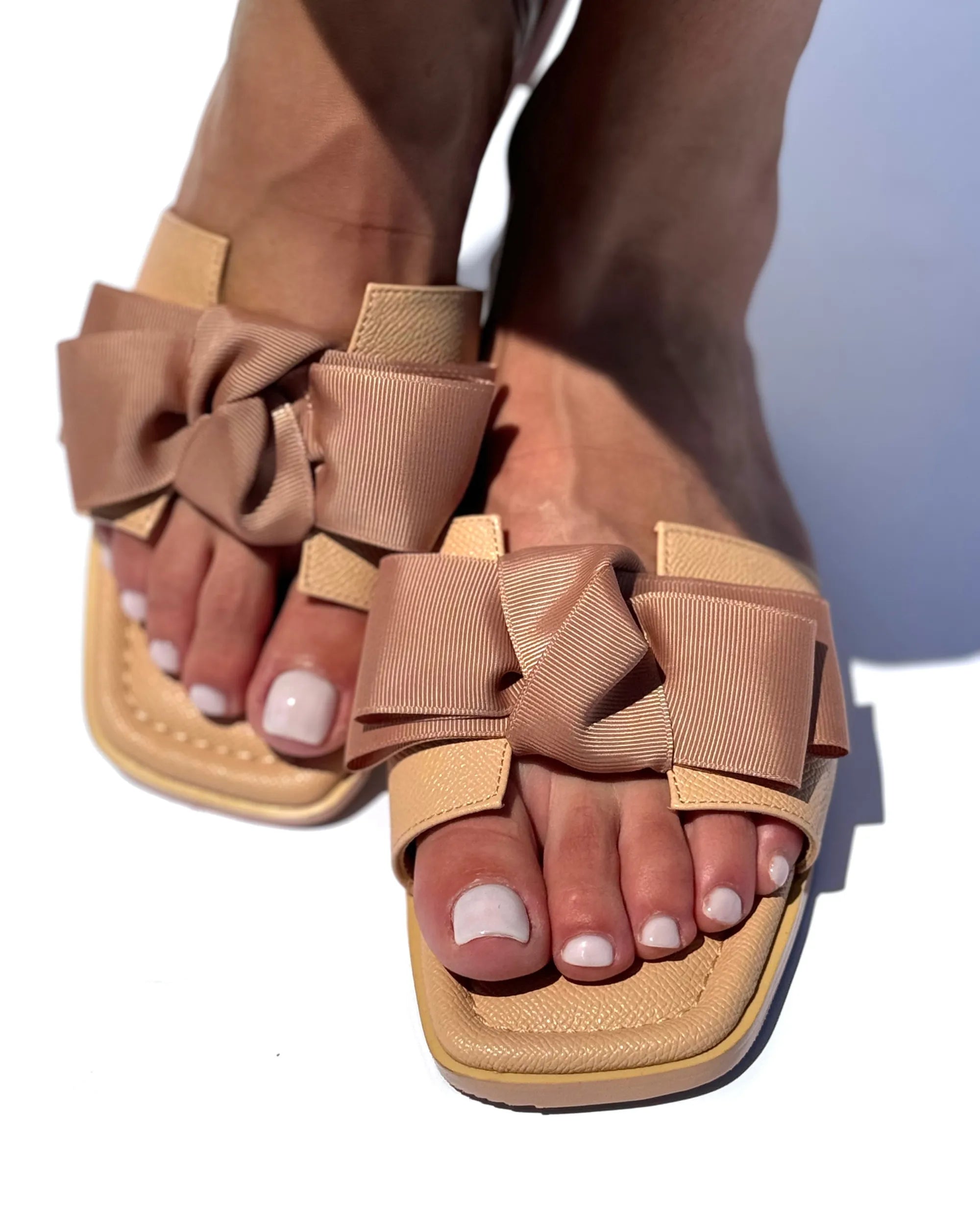 DOROTHEA- SLIPPER