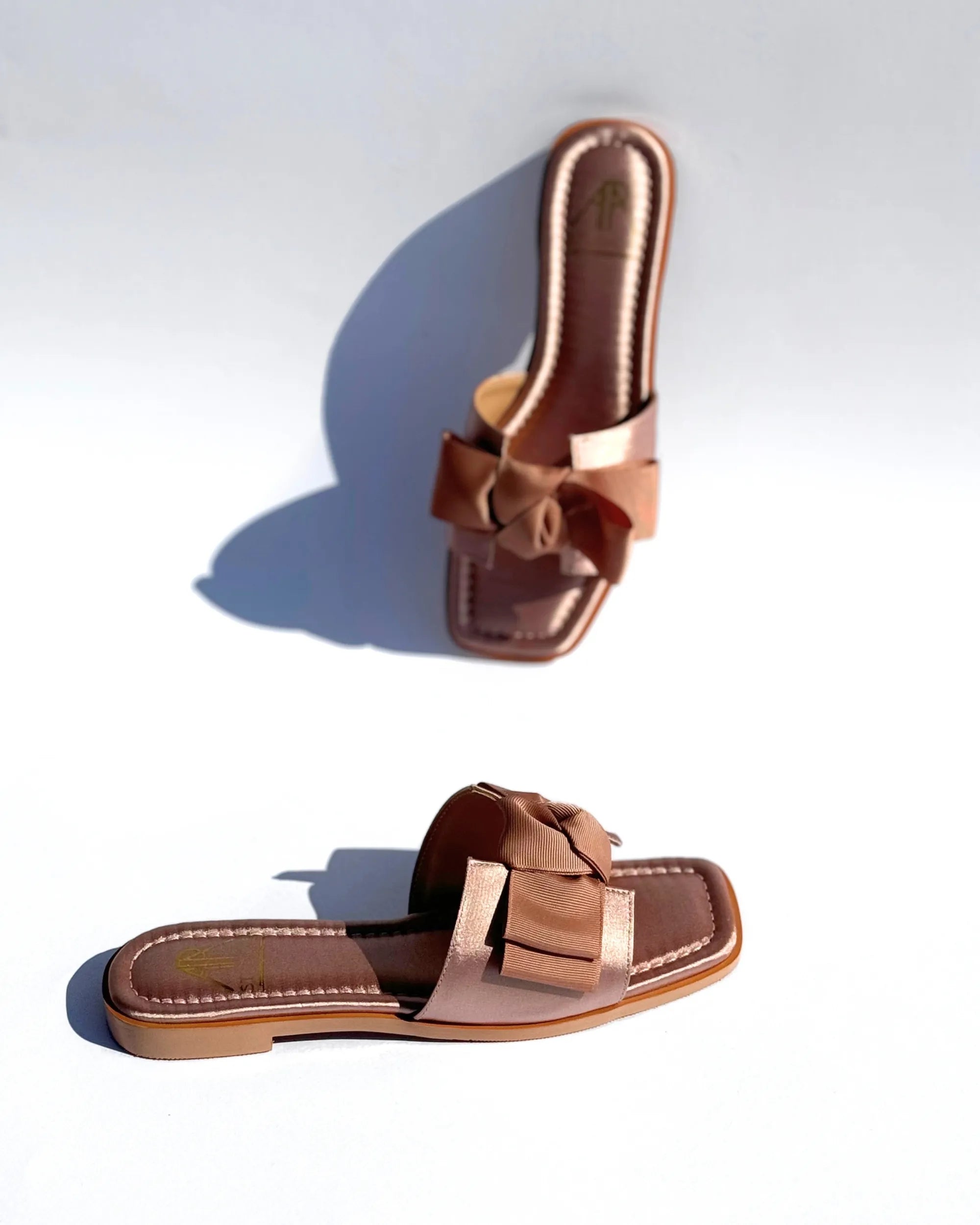 DOROTHEA- SLIPPER