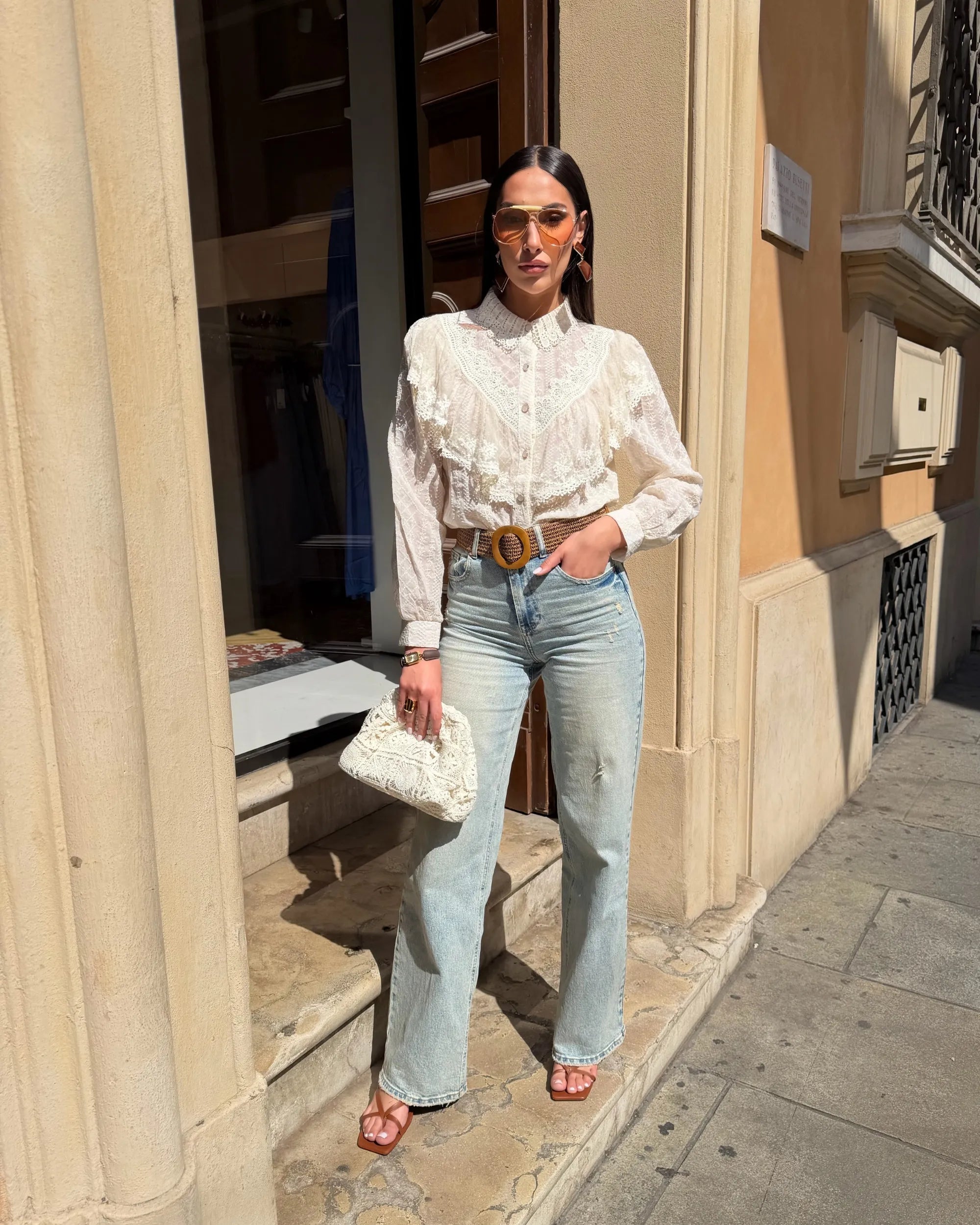 MARGARET- CAMICIA IN PIZZO CON VOLANT