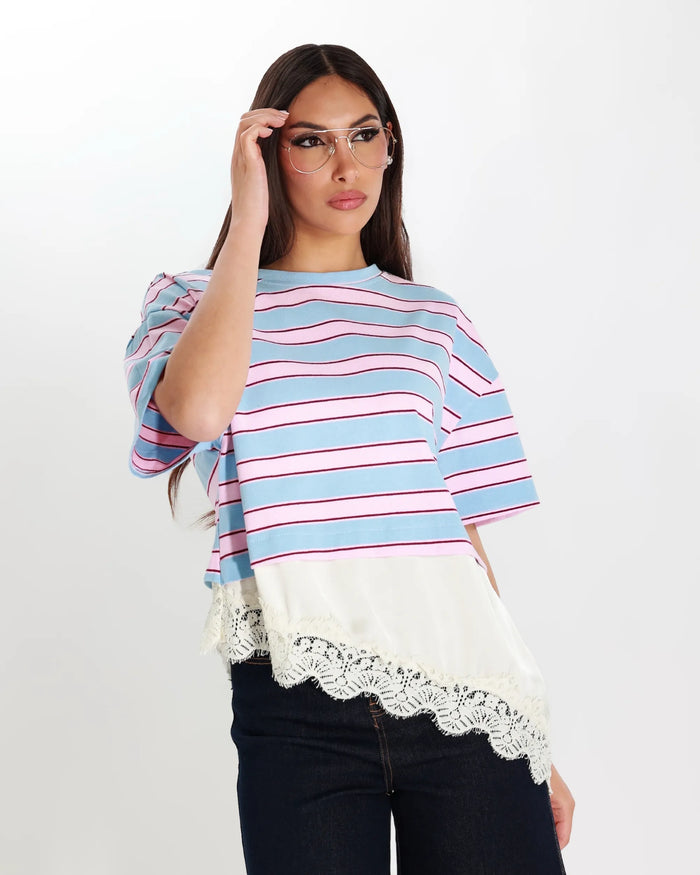 ALISON- T-SHIRT A RIGHE CON PIZZO ASIMMETRICA