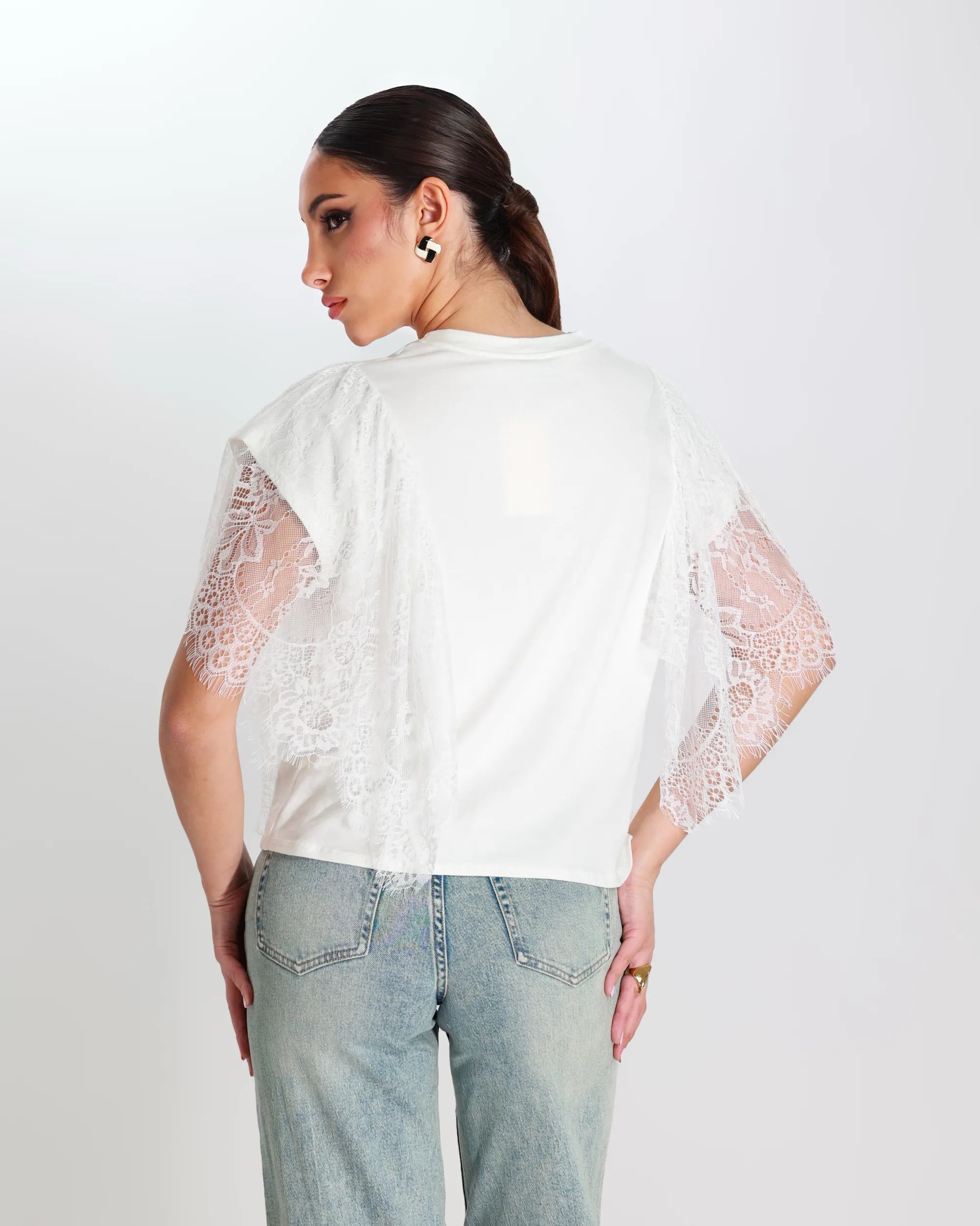 ELE- T-SHIRT CON PIZZO
