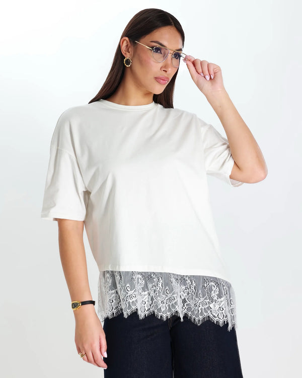 ISABEL- T-SHIRT CON PIZZO ASIMMETRICA