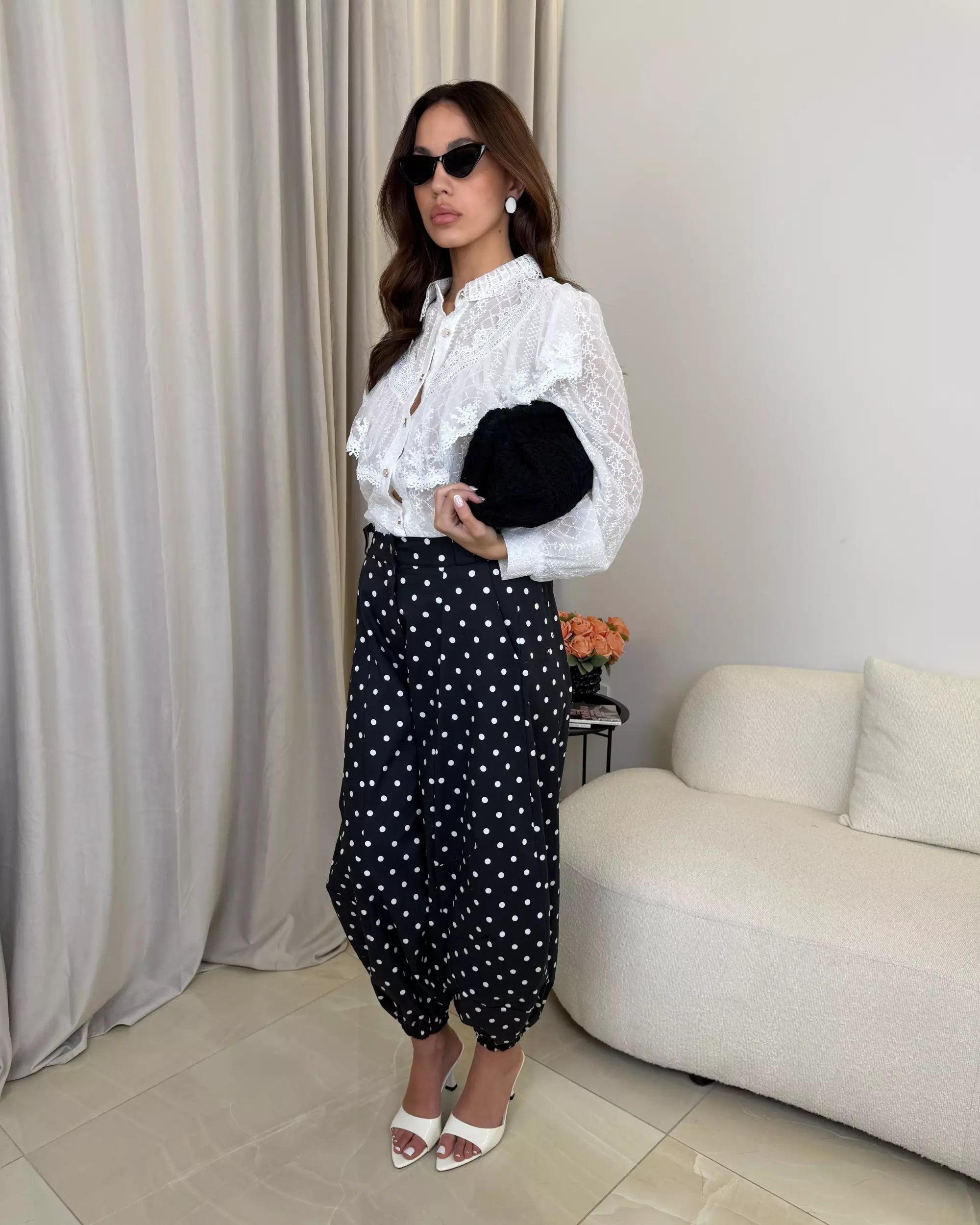 MARGARET- CAMICIA IN PIZZO CON VOLANT