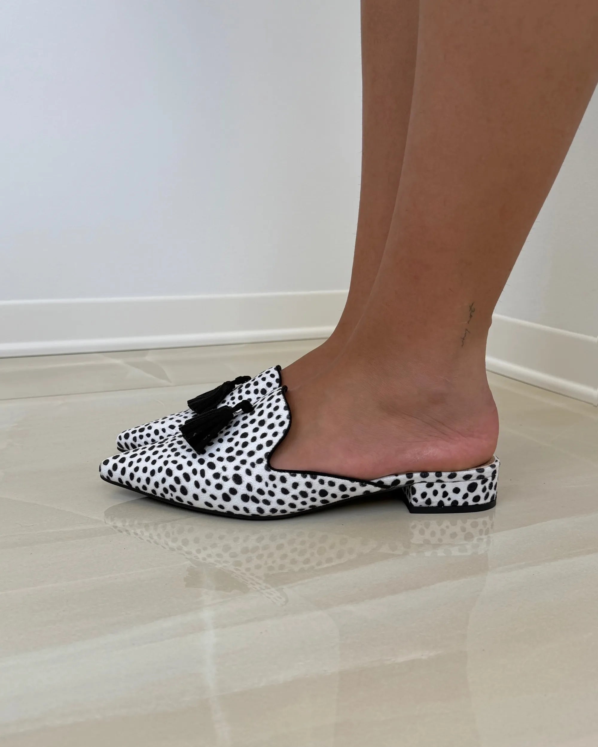 MULES- PARIS