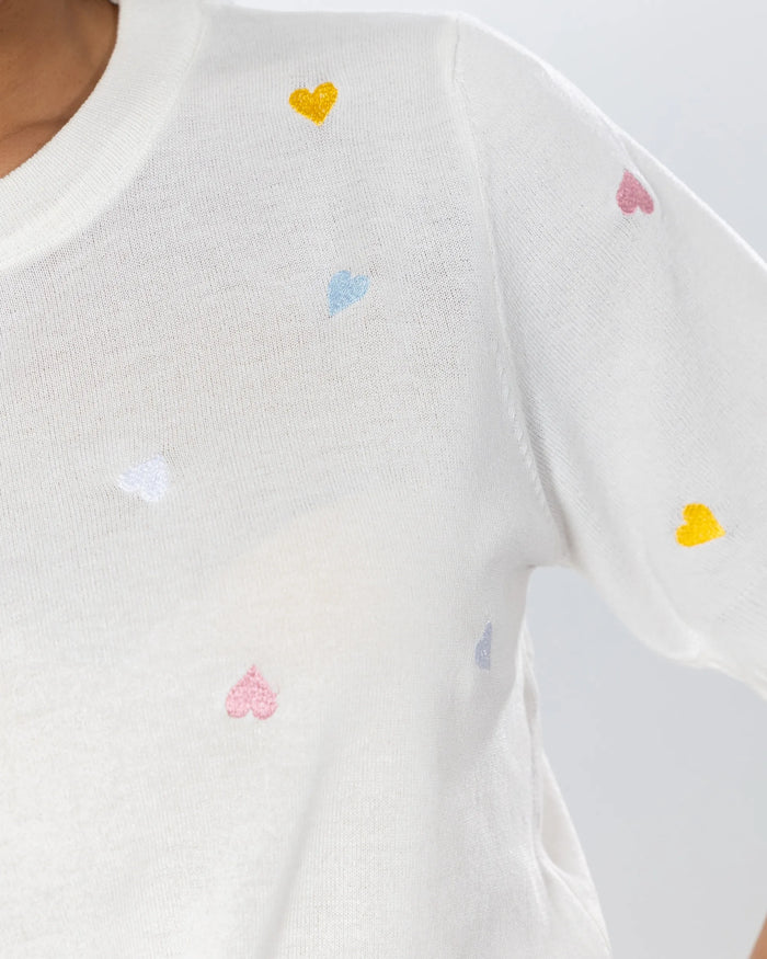 T-SHIRT SOTTILE CON CUORICINI