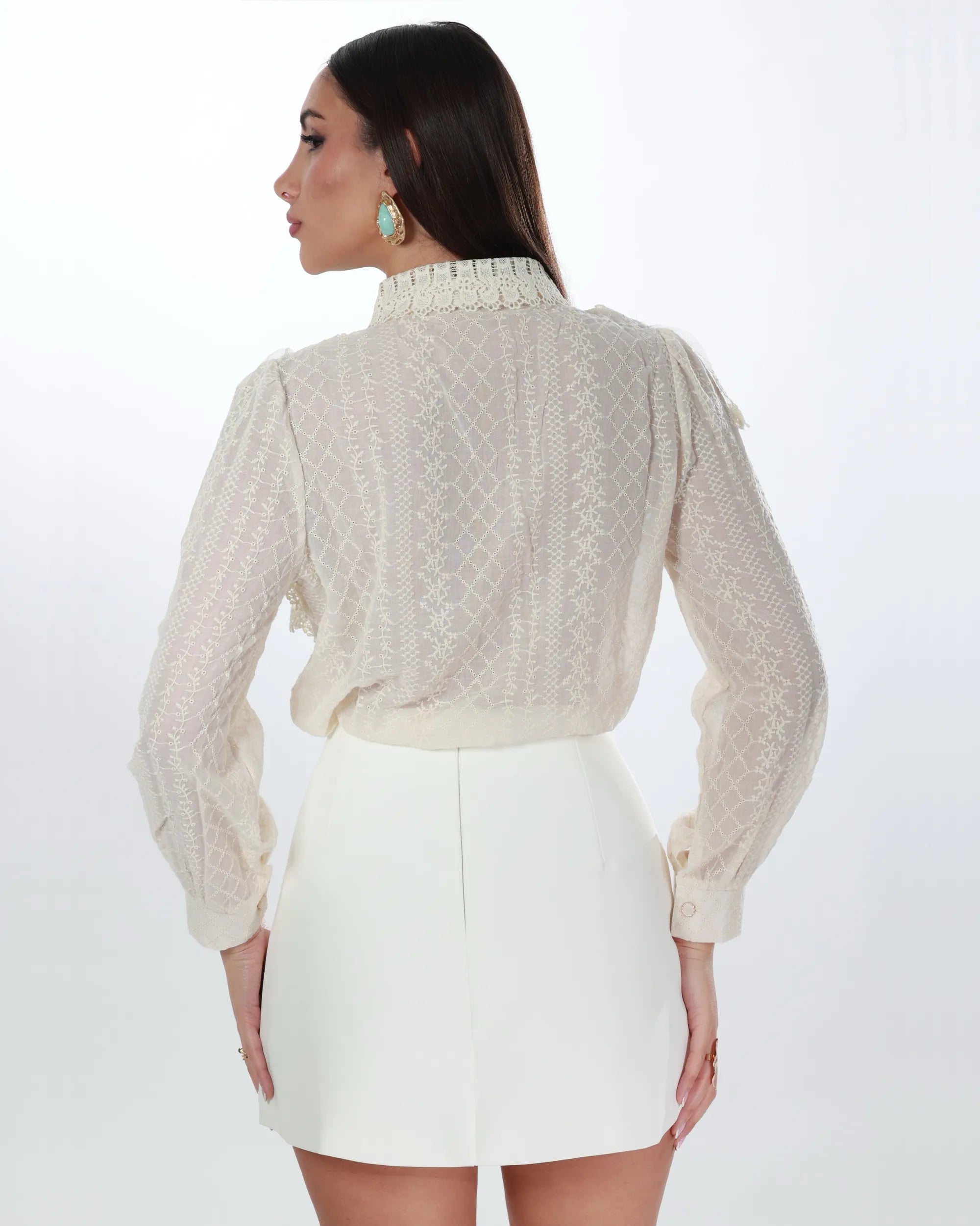 MARGARET- CAMICIA IN PIZZO CON VOLANT