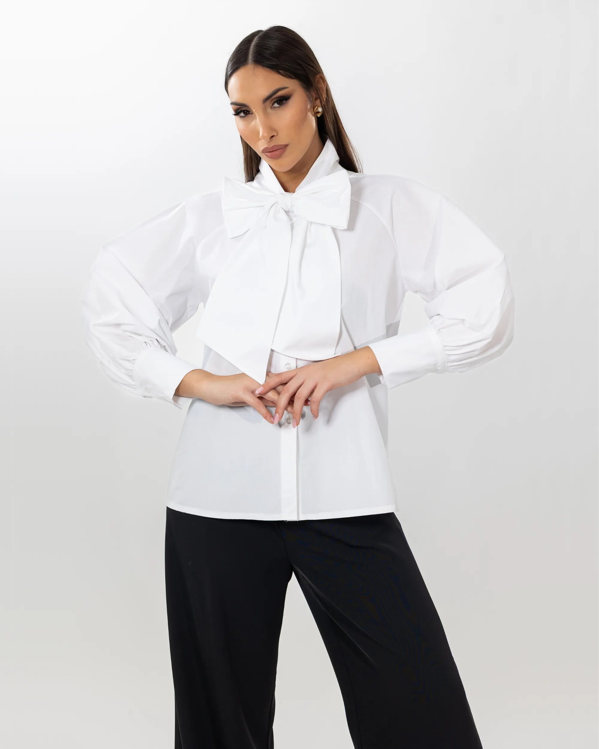 CAMICIA CON FIOCCO