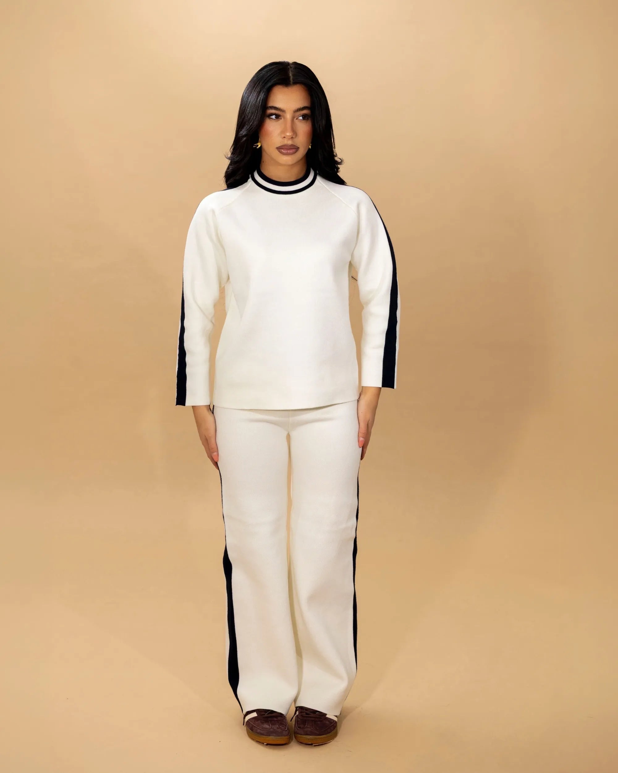 COMPLETO IN MAGLIA ELEGANTE
