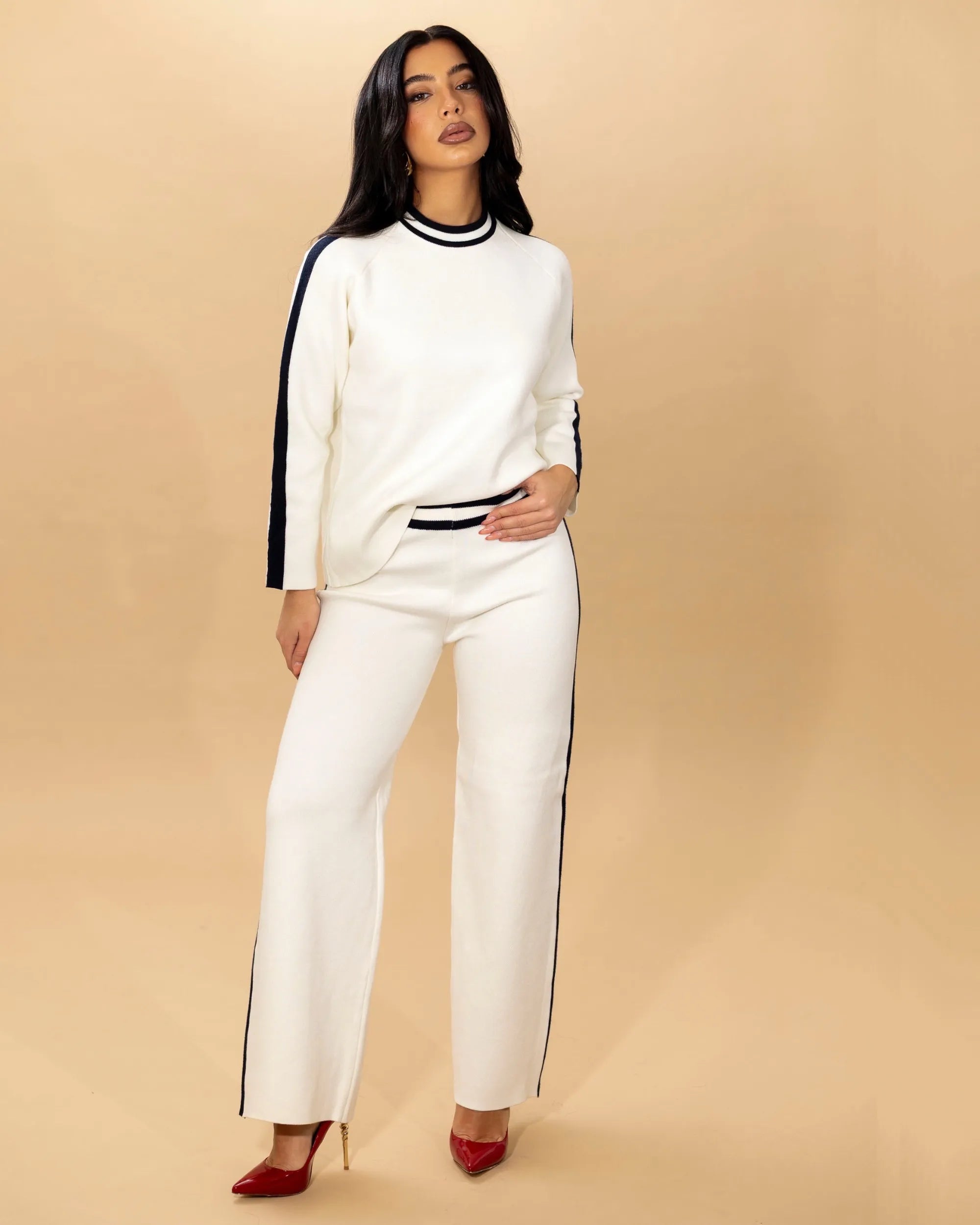 COMPLETO IN MAGLIA ELEGANTE