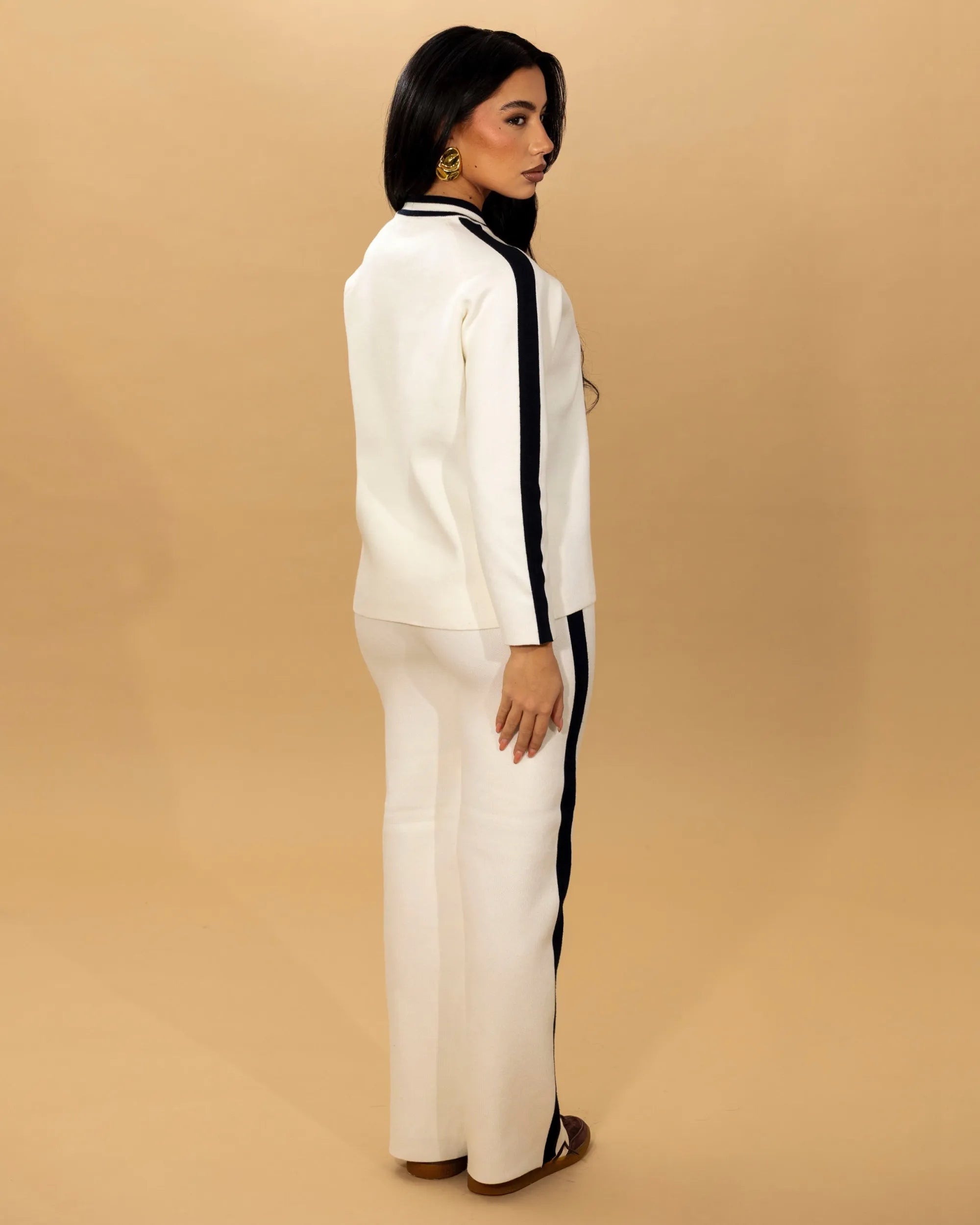 COMPLETO IN MAGLIA ELEGANTE